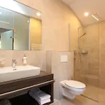 Lux * イシュグル